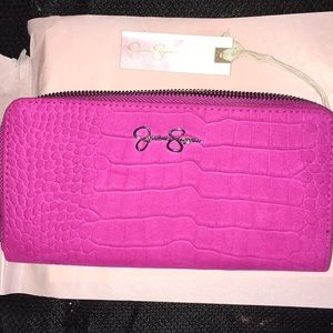 🛍Jessica Simpson Pink Croc Wristlet🛍